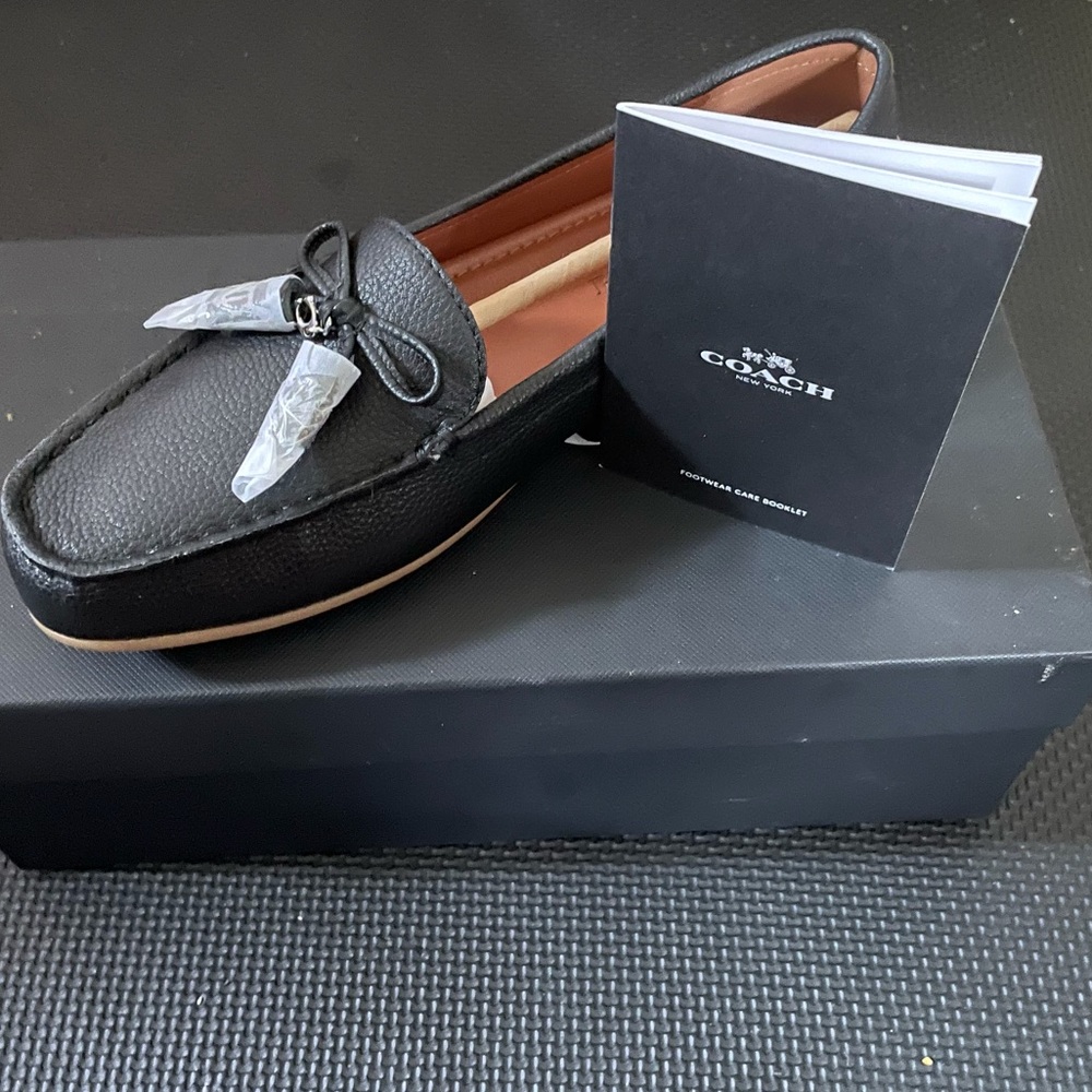 Coach Gia. Black. size 8.5